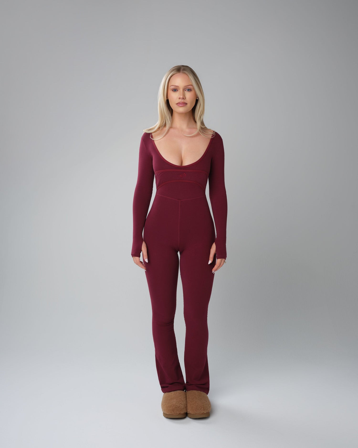 LONG-SLEEVE FLARE LEG JUMPSUIT (BURGUNDY)